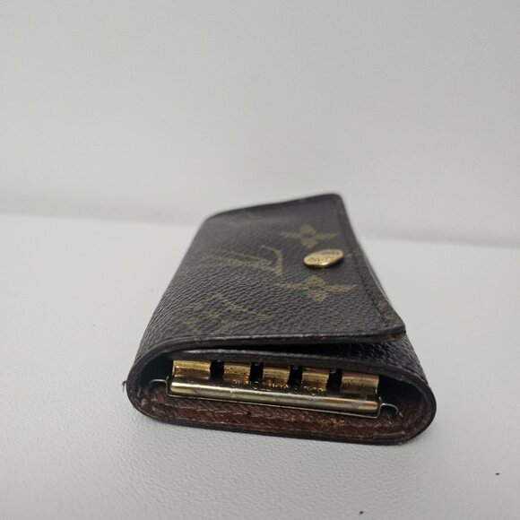 Louis Vuitton Multicles 4 Ring Key Case Holder Purse - Picture 3 of 7